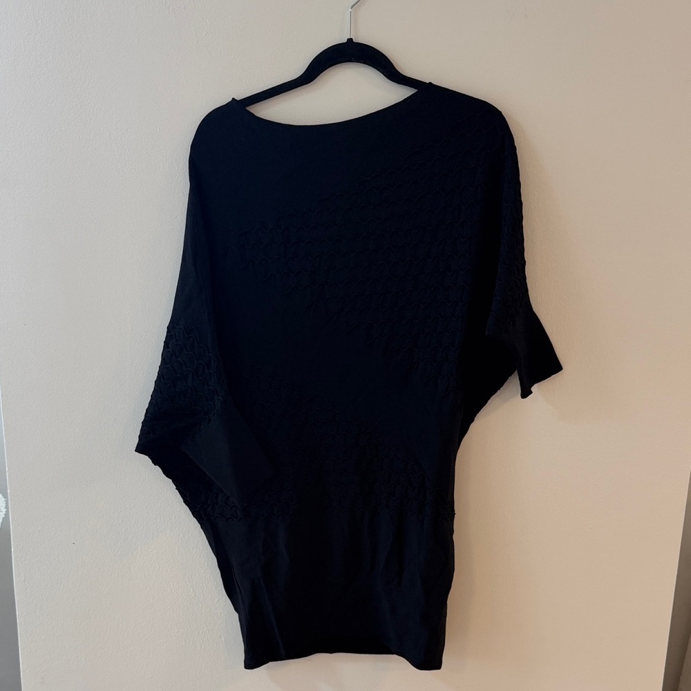 Sarah Pacini knit Black Textured Short-Sleeve Tunic - M - EUC